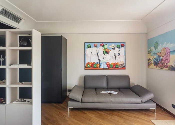 公寓 Beachfront With Terrace By Wonderful Italy *