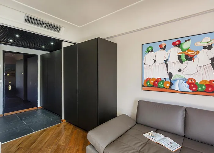 Beachfront With Terrace By Wonderful Italy 公寓 *